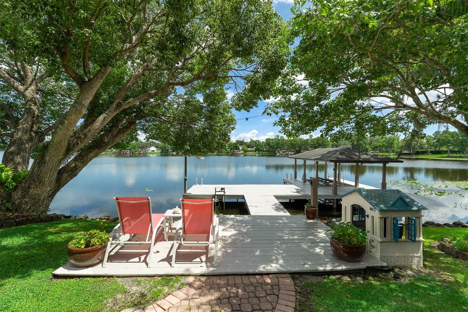 Image 4 of 50 For 7706 Waunatta Court
