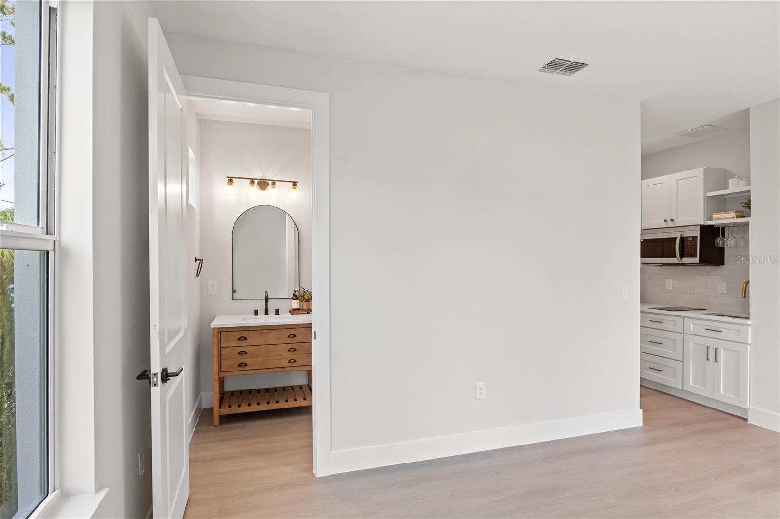 Image 21 of 55 For 1289 Oregon Lane