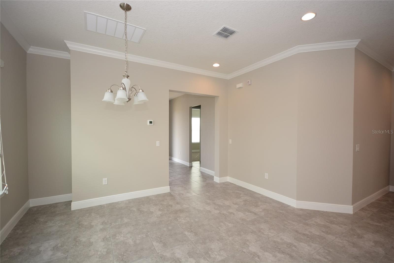 Image 11 of 40 For 15513 Honey Mandarin Way