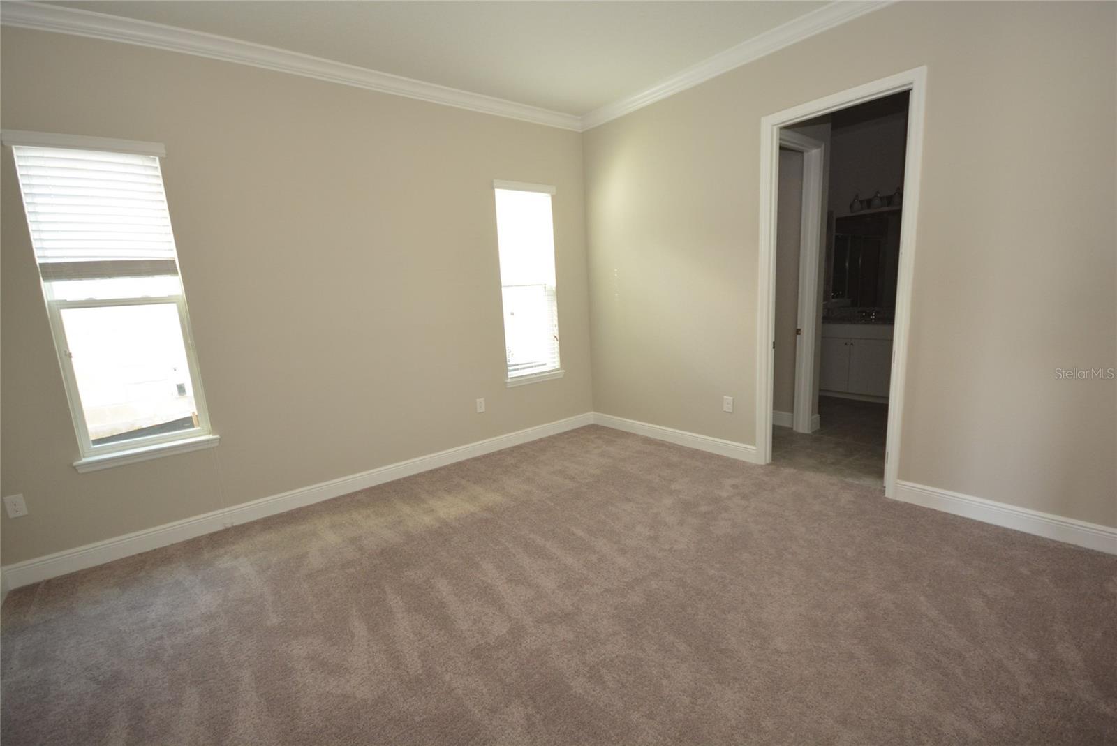 Image 13 of 40 For 15513 Honey Mandarin Way