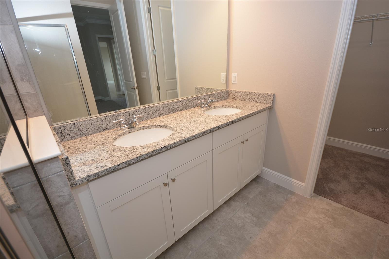 Image 17 of 40 For 15513 Honey Mandarin Way