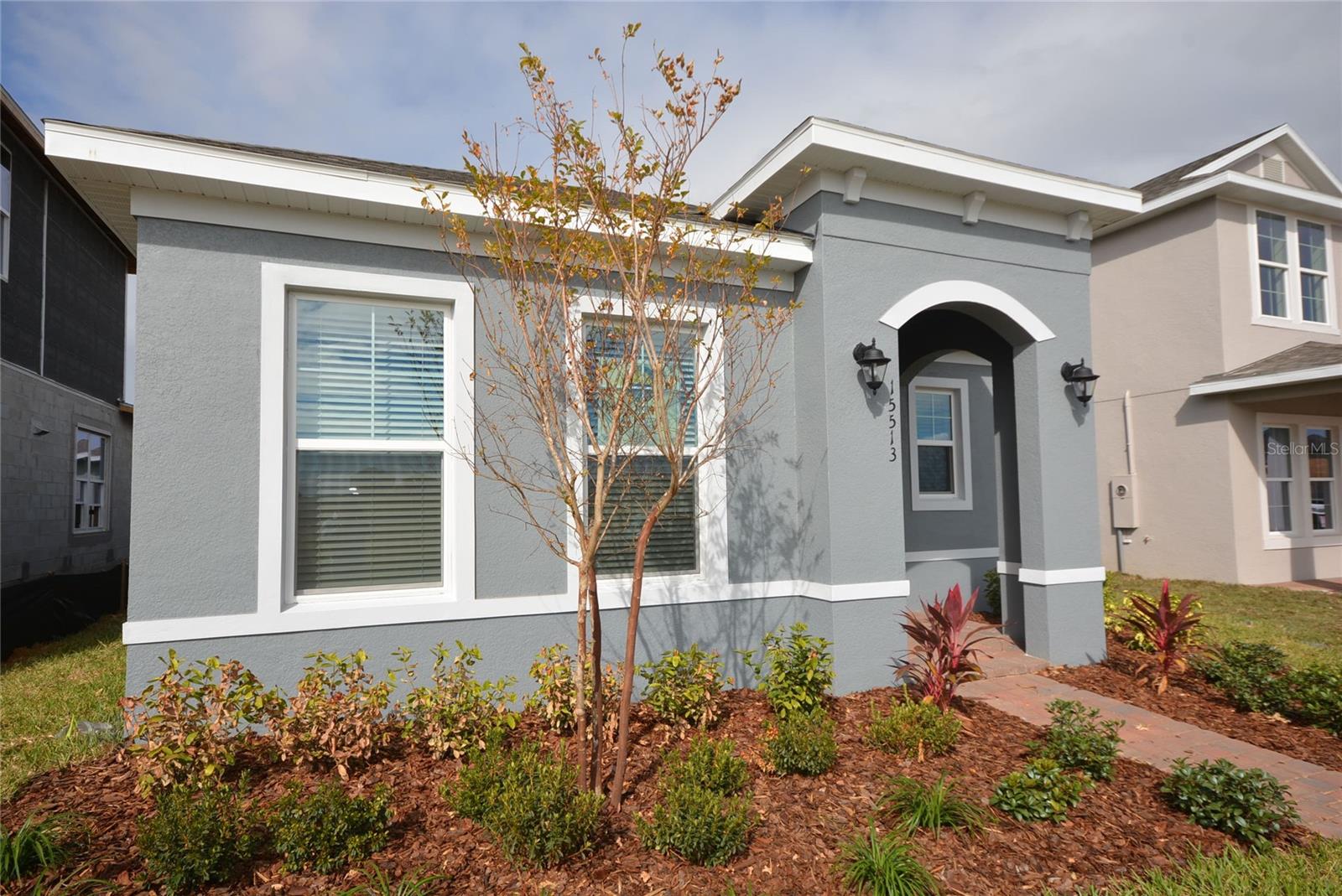 Image 2 of 40 For 15513 Honey Mandarin Way