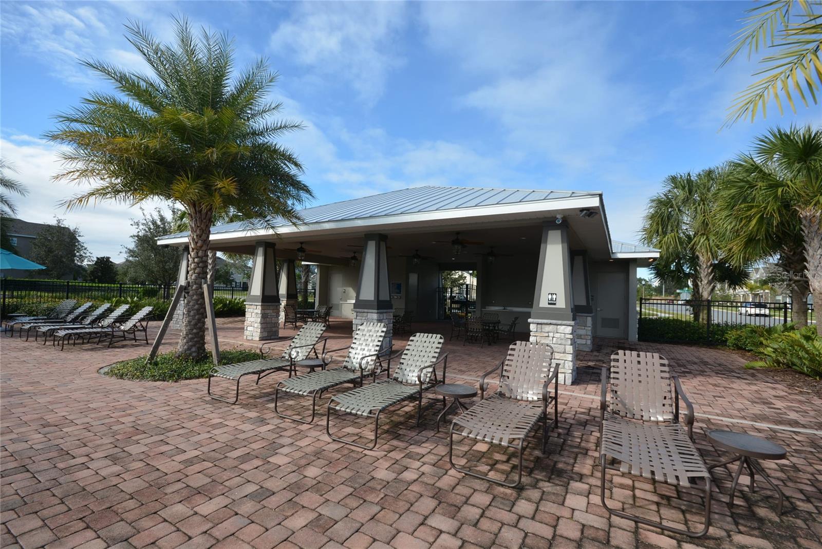 Image 32 of 40 For 15513 Honey Mandarin Way
