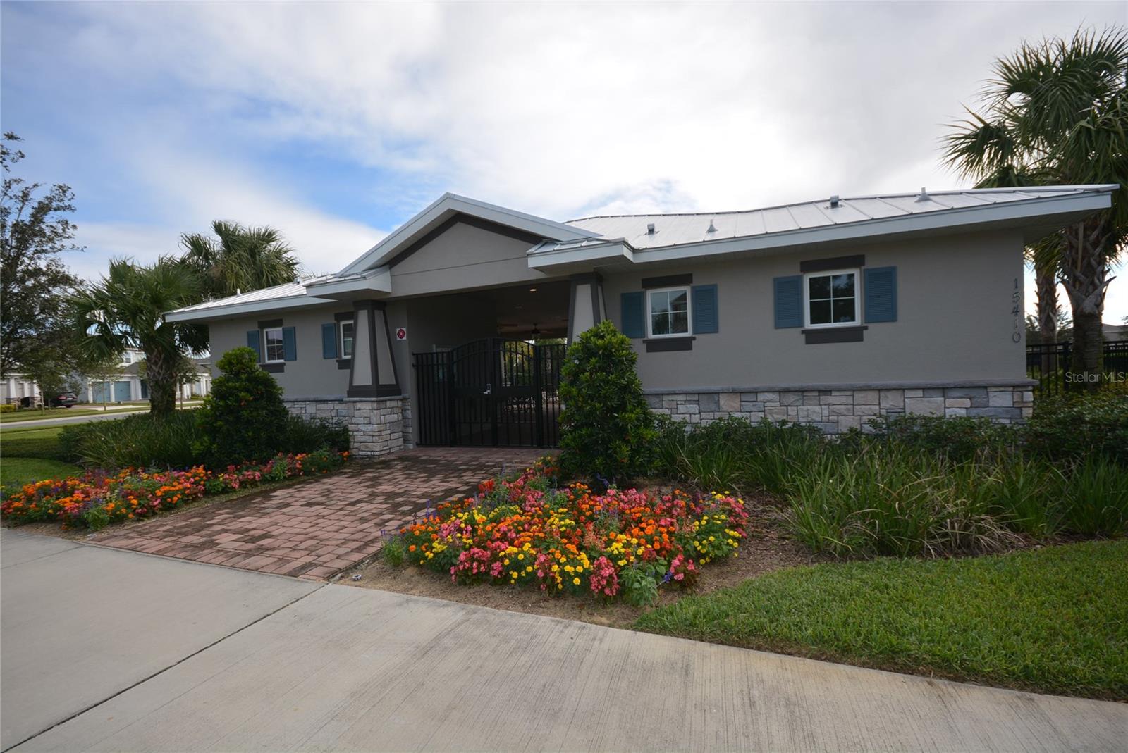 Image 33 of 40 For 15513 Honey Mandarin Way