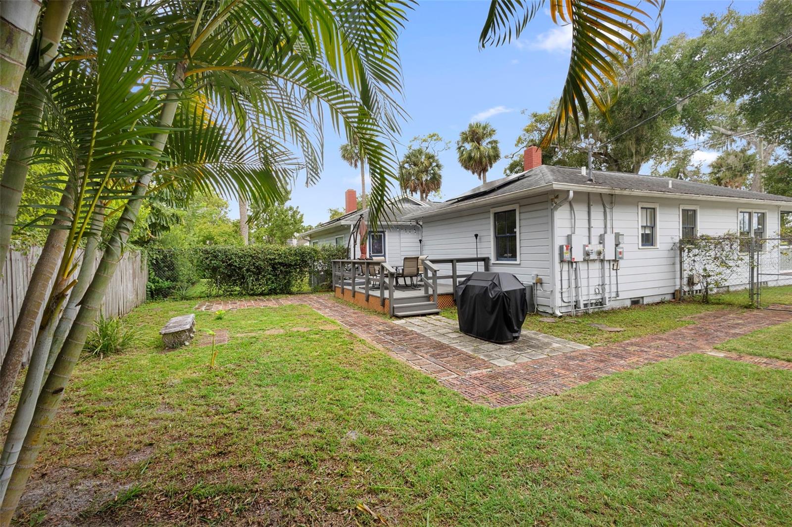 Image 14 of 62 For 232 17th Street