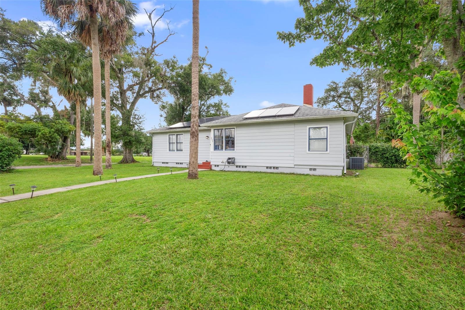 Image 4 of 62 For 232 17th Street