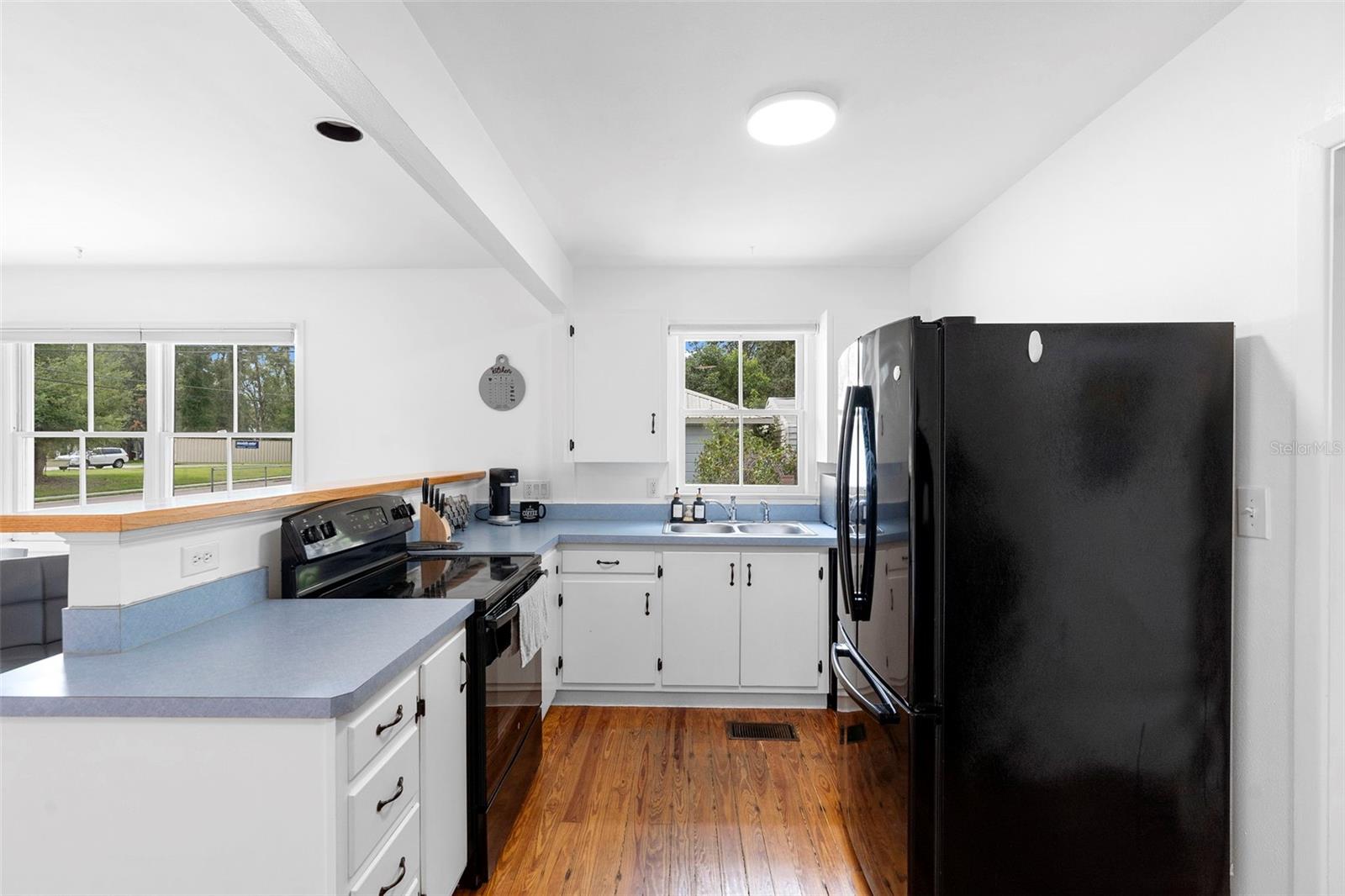 Image 41 of 62 For 232 17th Street