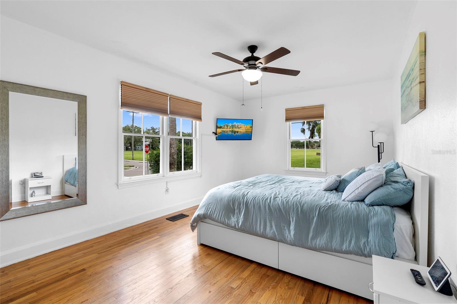 Image 48 of 62 For 232 17th Street
