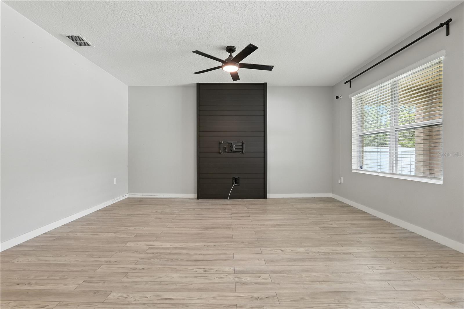 Image 10 of 44 For 3329 Wellborn Drive