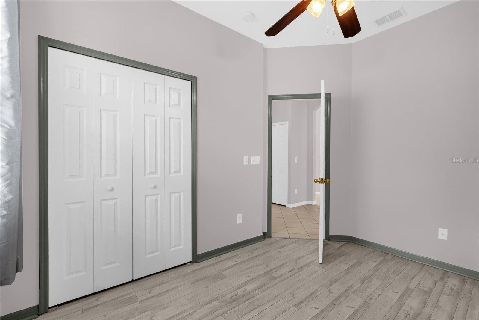 Image 12 of 30 For 4558 Redmond Place