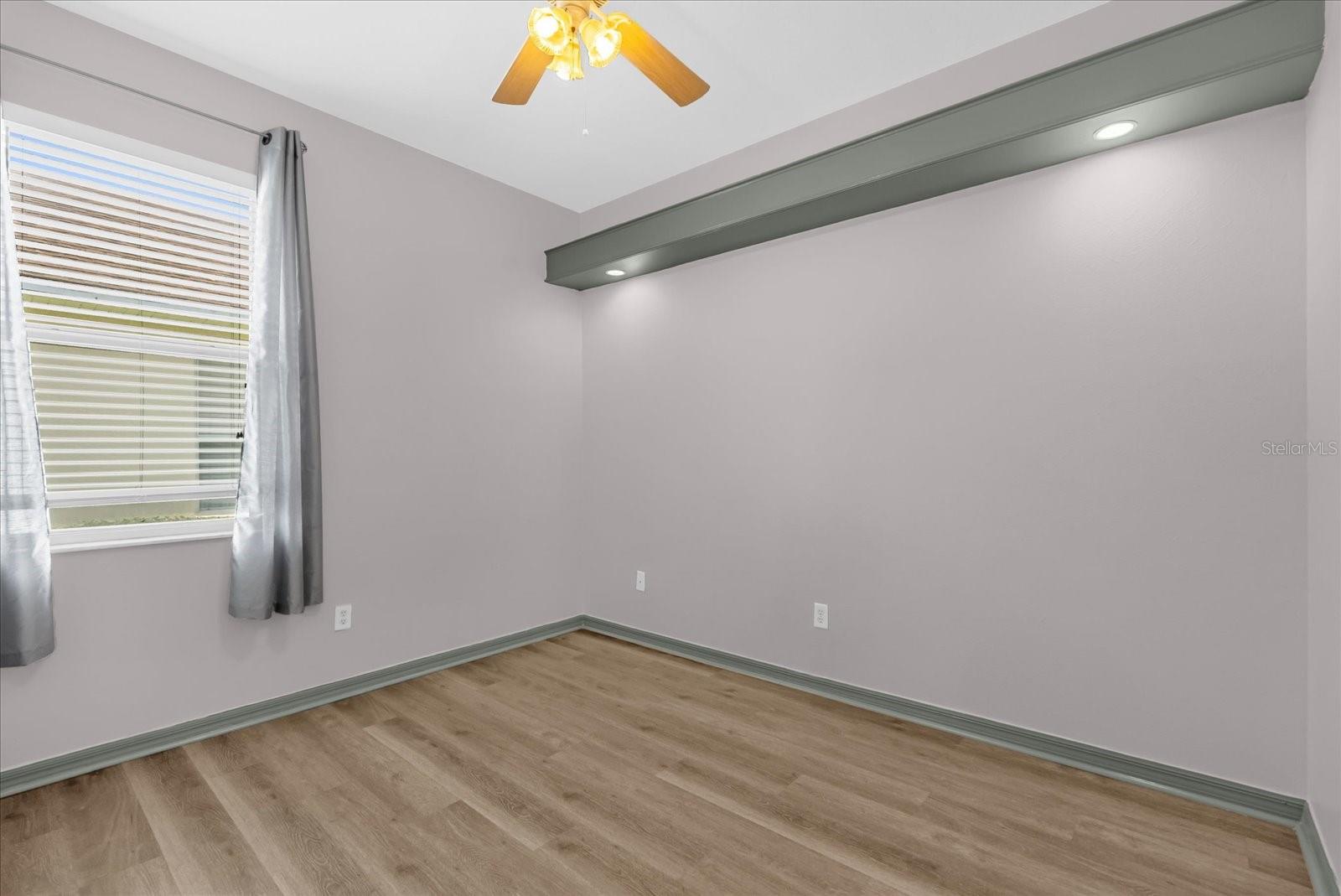 Image 13 of 30 For 4558 Redmond Place