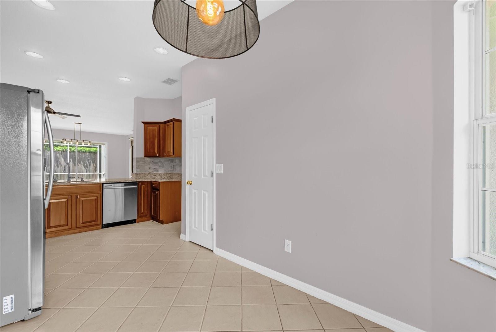 Image 8 of 30 For 4558 Redmond Place