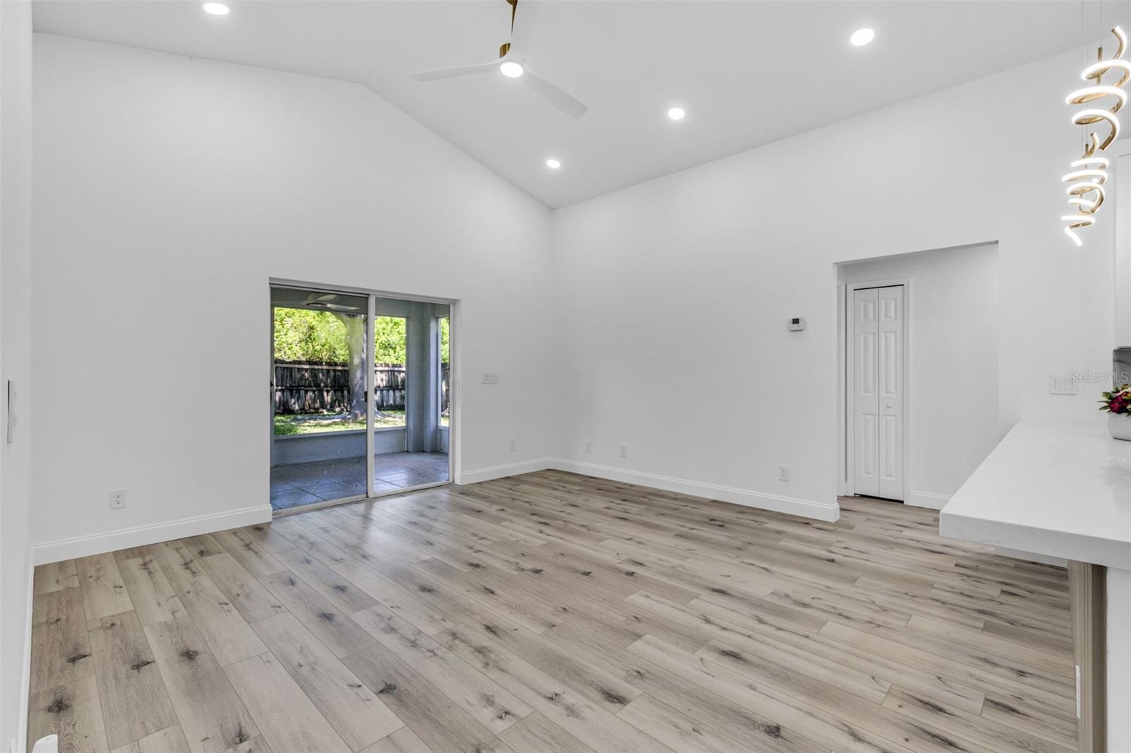 Image 19 of 46 For 1080 Rock Springs Drive