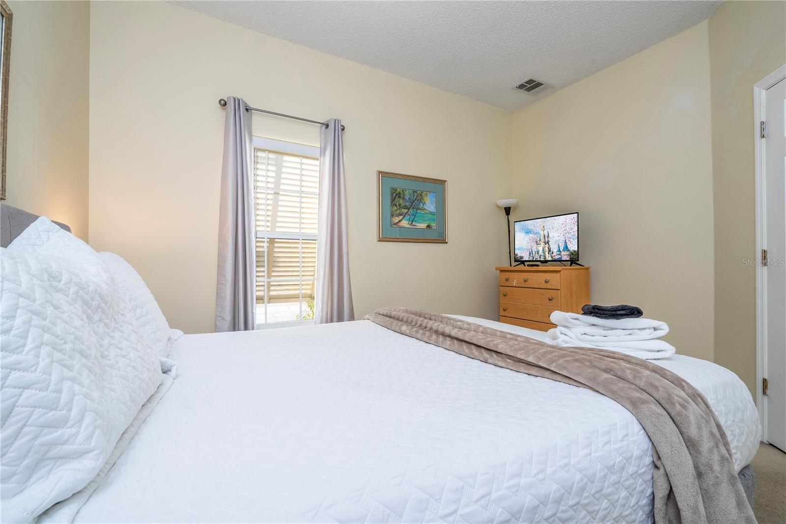 Image 41 of 98 For 122 Pompano Beach Drive