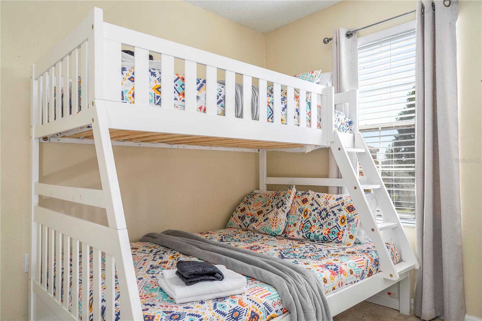 Image 73 of 98 For 122 Pompano Beach Drive