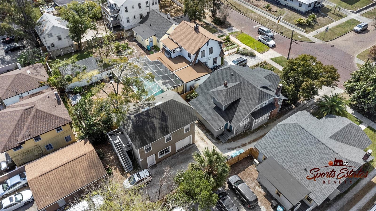 Image 2 of 9 For 627 Hyer Avenue