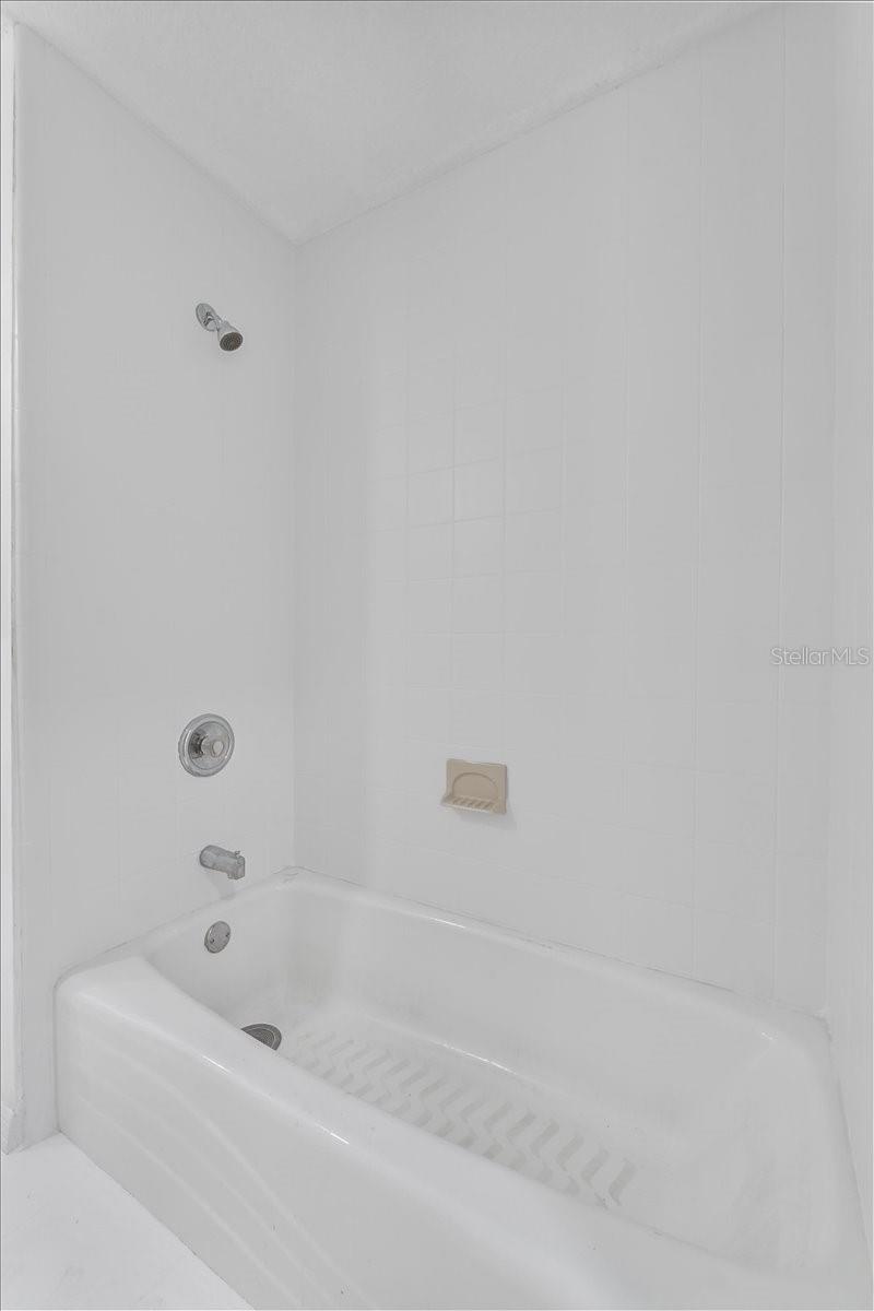 Image 24 of 29 For 7938 Riffle Ln