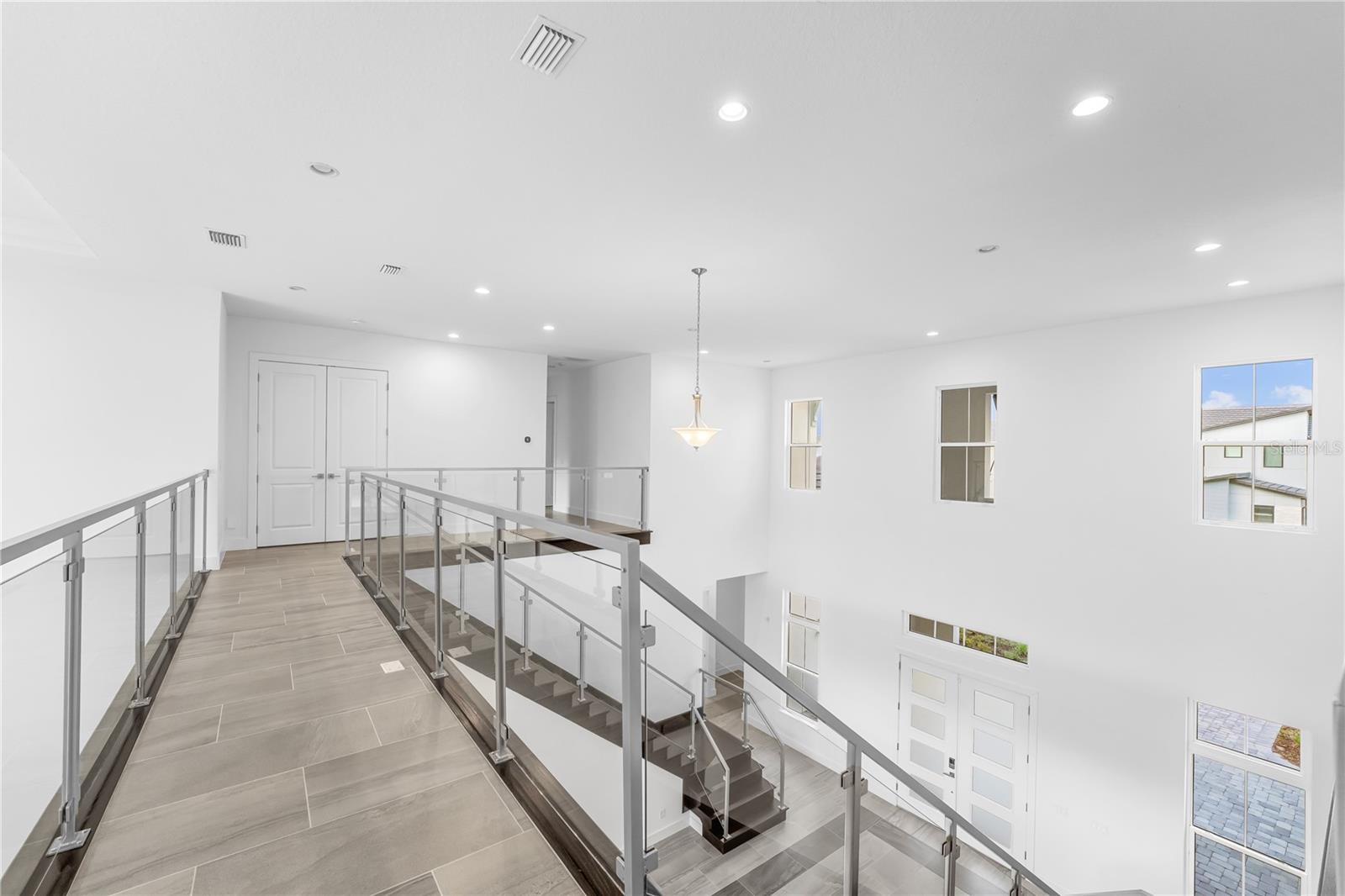 Image 22 of 61 For 9847 Laurel Berry Drive