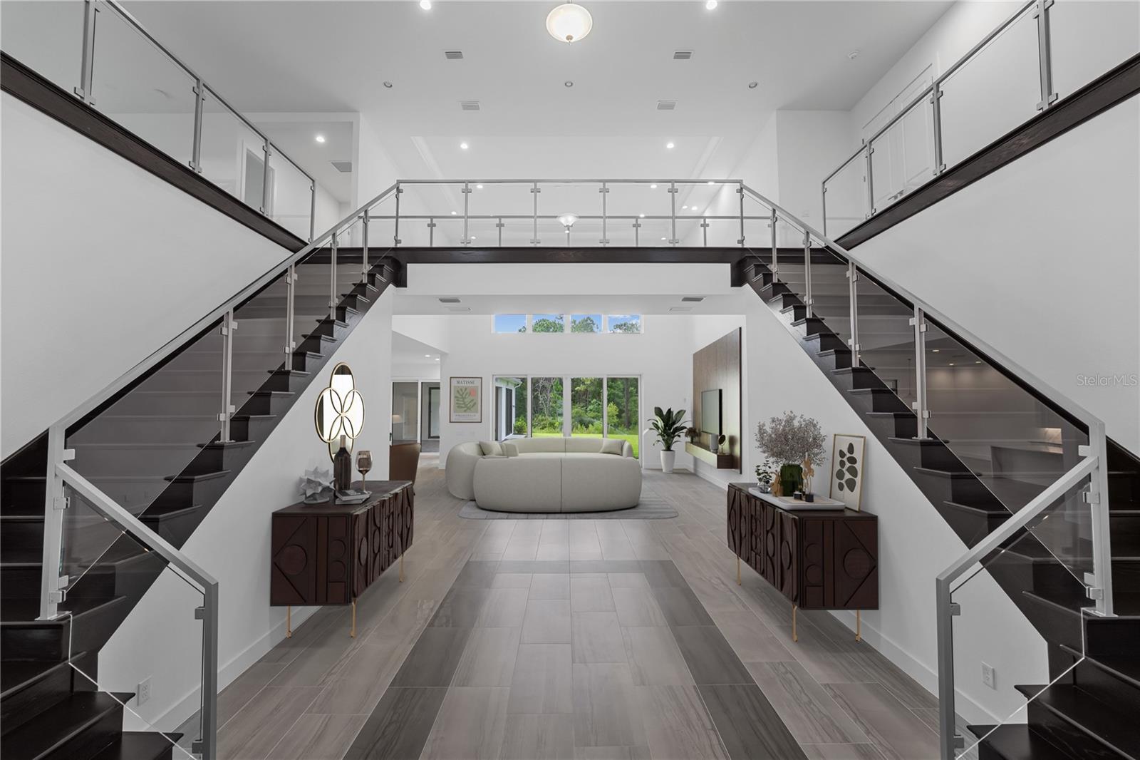 Image 6 of 61 For 9847 Laurel Berry Drive