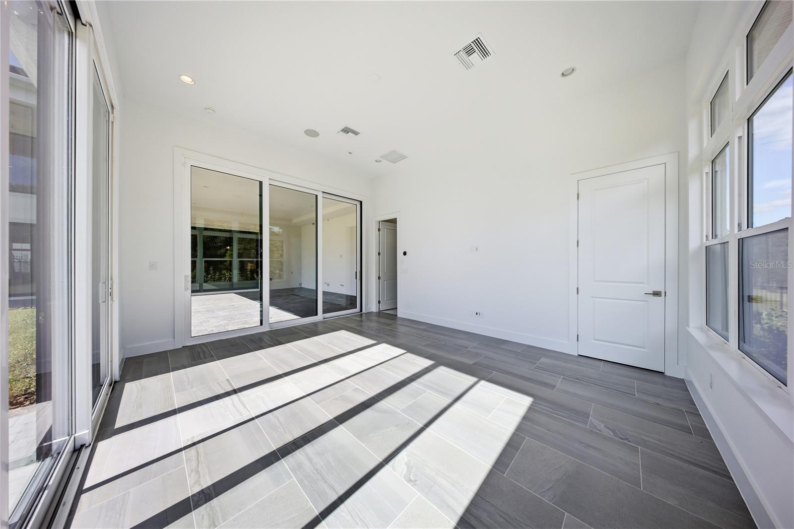 Image 63 of 79 For 9847 Laurel Berry Drive