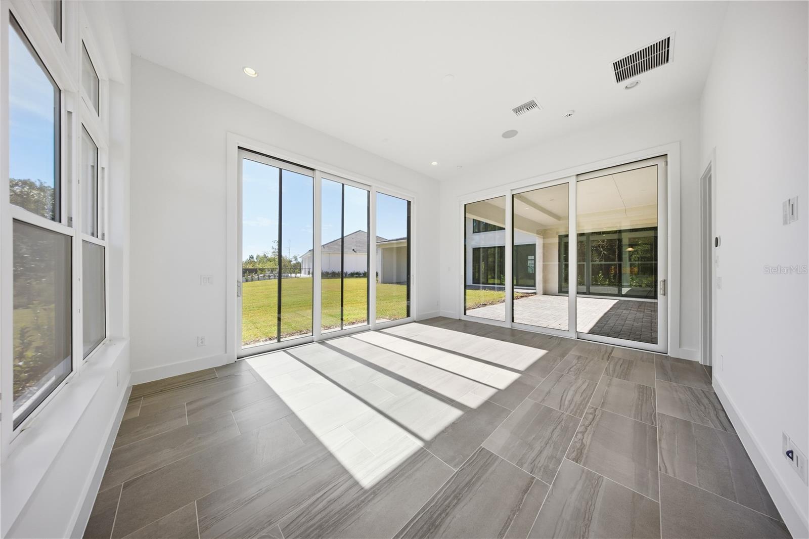 Image 65 of 79 For 9847 Laurel Berry Drive