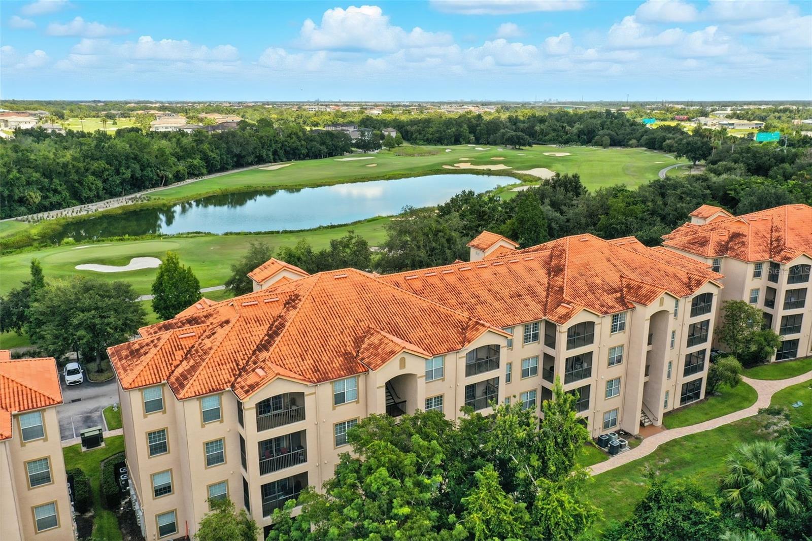 Image 33 of 38 For 8000 Tuscany Way 4405