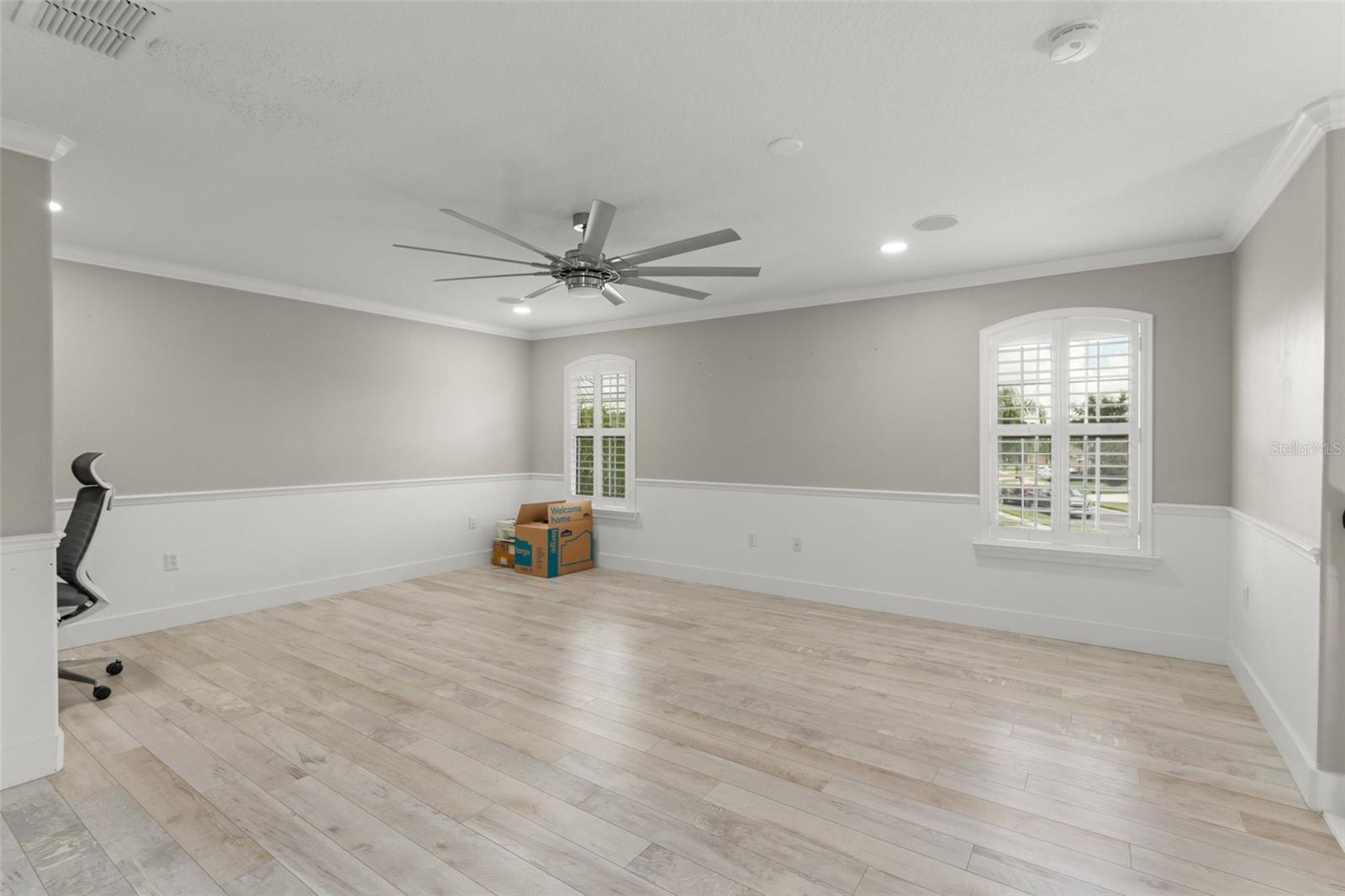 Image 25 of 48 For 2609 Lakemoor Drive