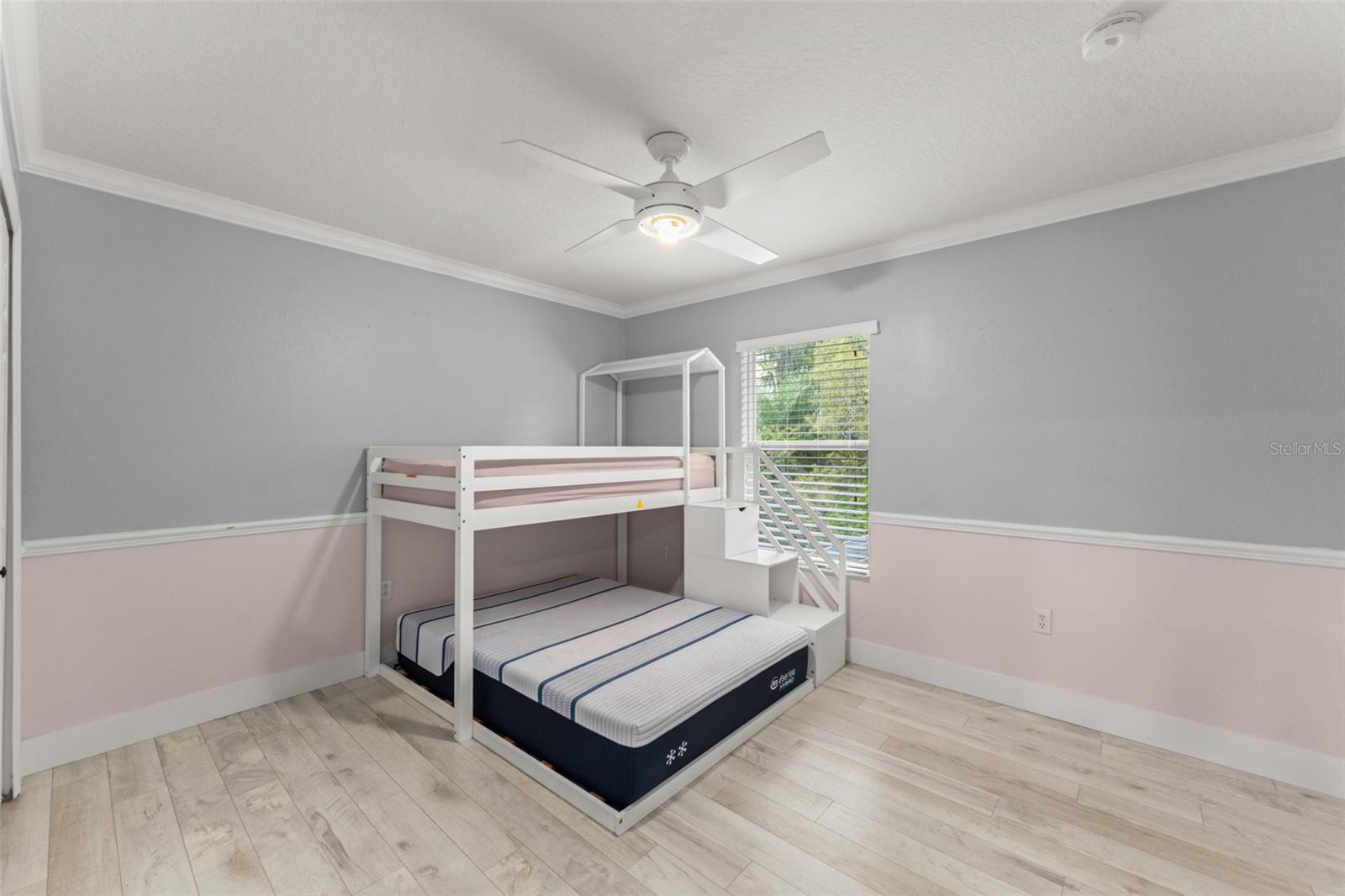 Image 29 of 48 For 2609 Lakemoor Drive