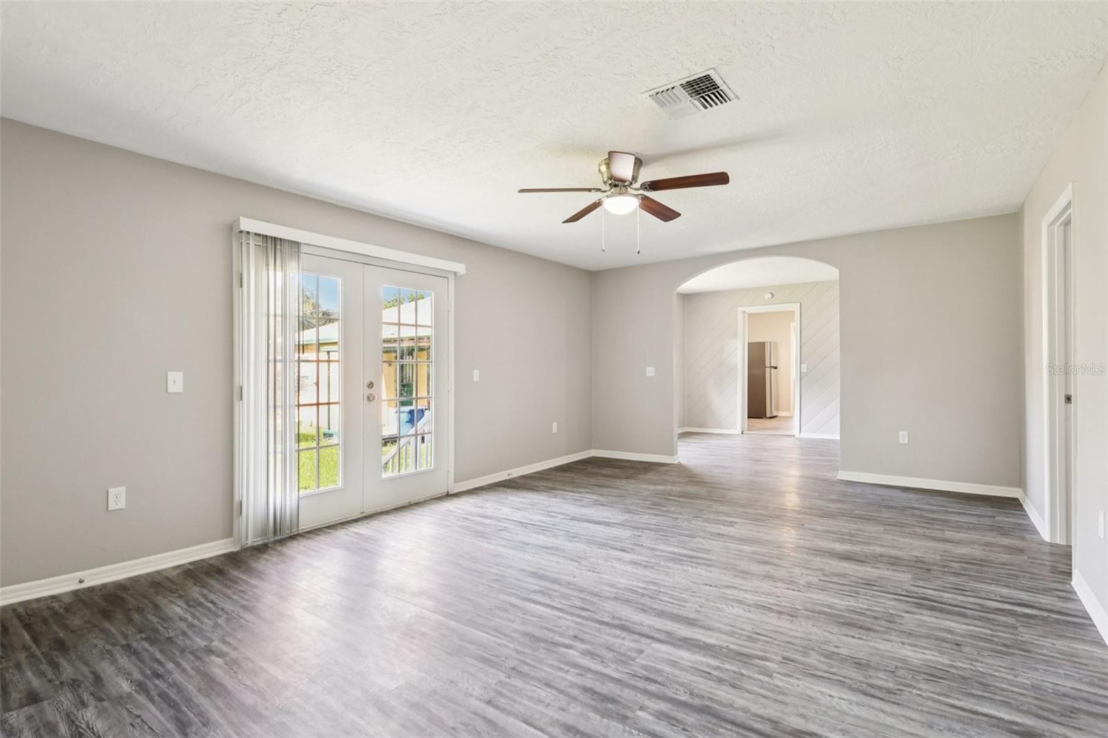 Image 12 of 32 For 1324 3rd Street Ne