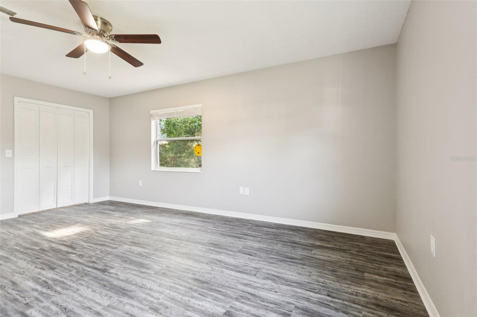 Image 15 of 32 For 1324 3rd Street Ne
