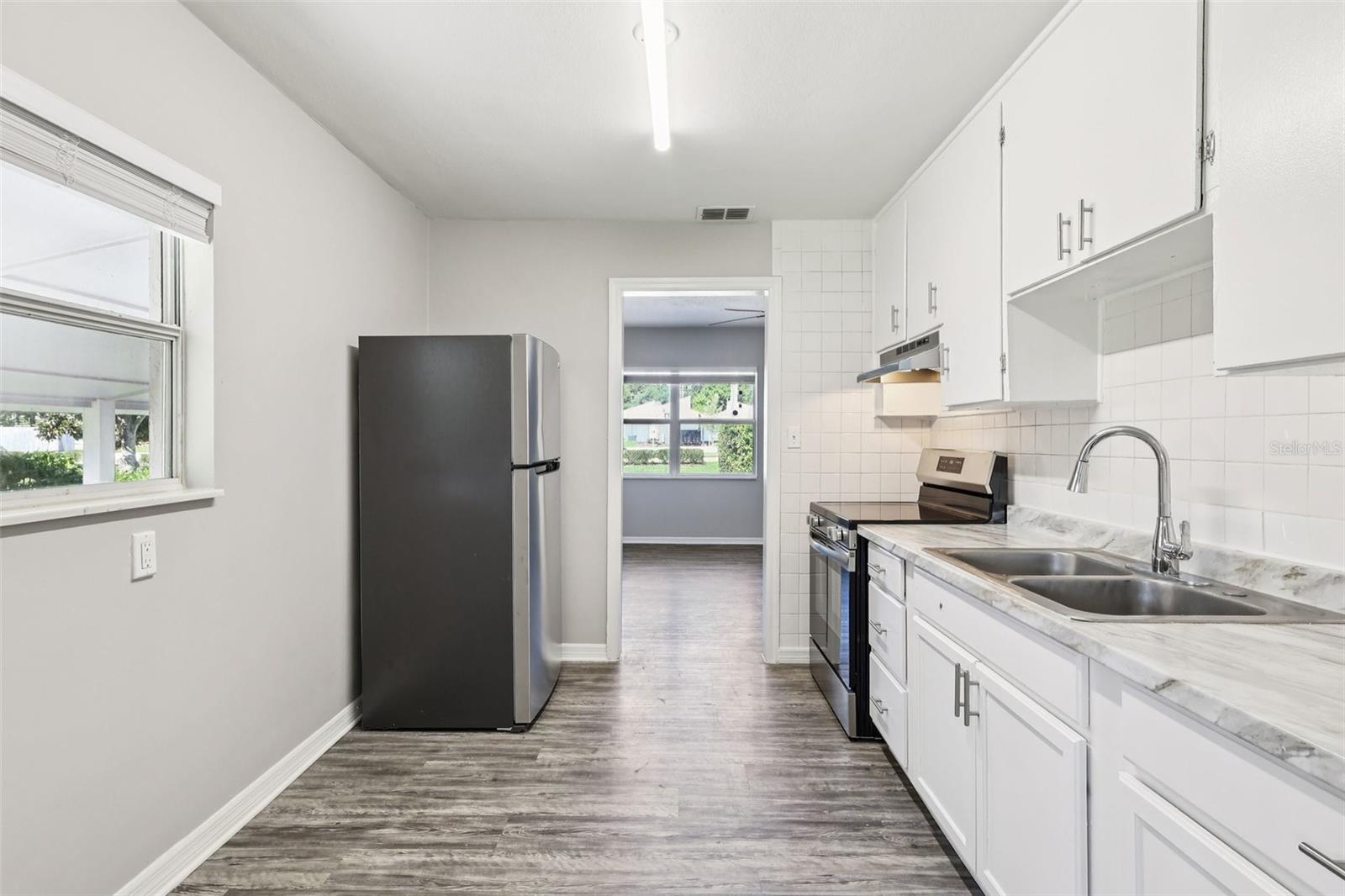 Image 8 of 32 For 1324 3rd Street Ne