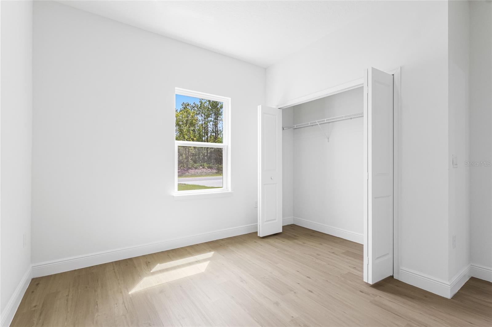 Image 17 of 55 For 1071 Hampshire Boulevard