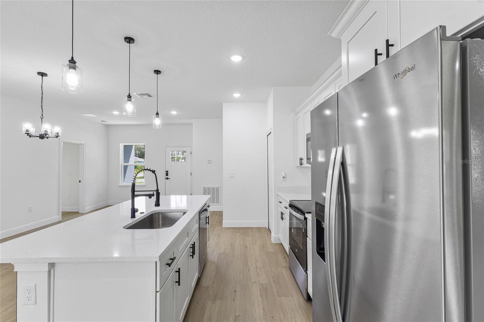 Image 19 of 55 For 1071 Hampshire Boulevard