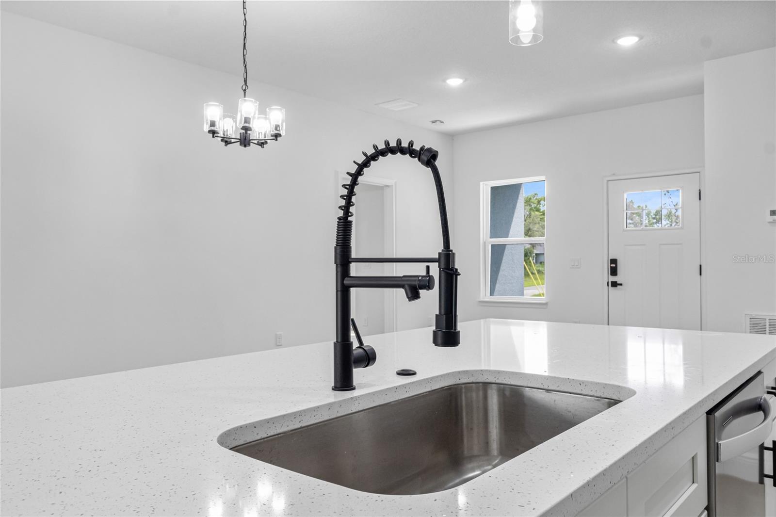 Image 21 of 55 For 1071 Hampshire Boulevard