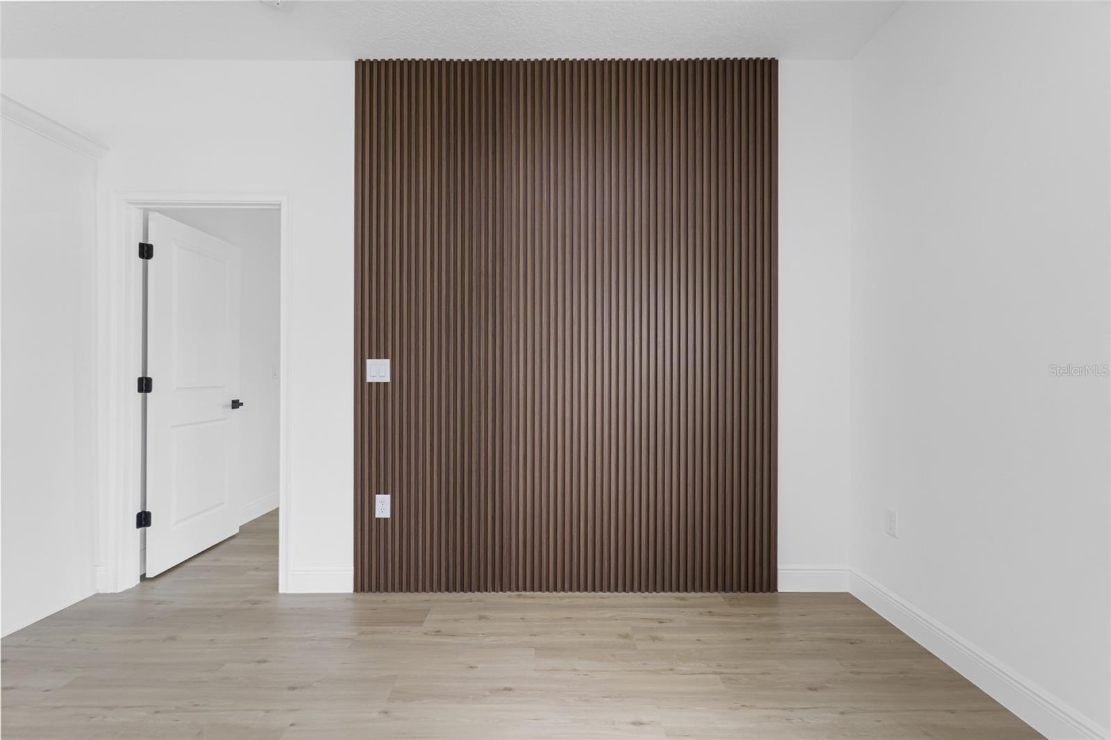 Image 26 of 55 For 1071 Hampshire Boulevard