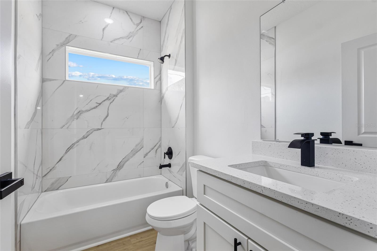 Image 31 of 55 For 1071 Hampshire Boulevard