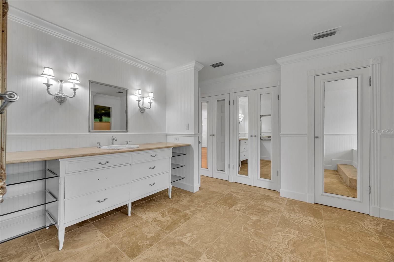 Image 33 of 67 For 301 Sweetwater Club Boulevard