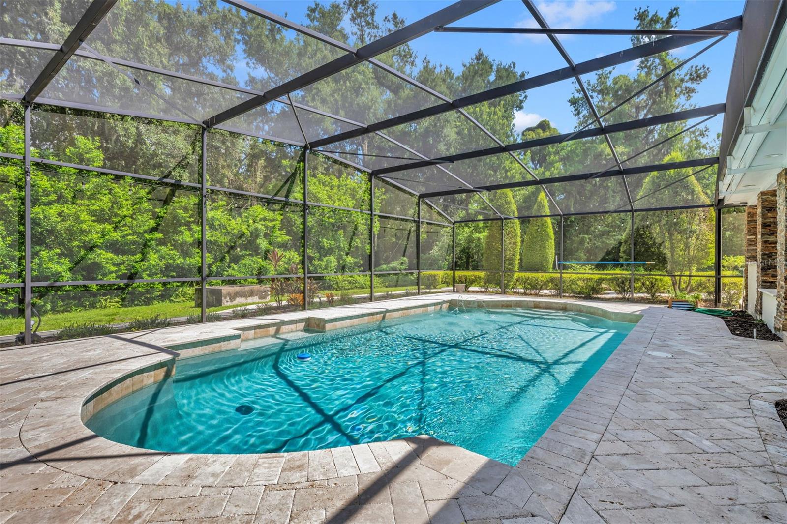 Image 47 of 67 For 301 Sweetwater Club Boulevard