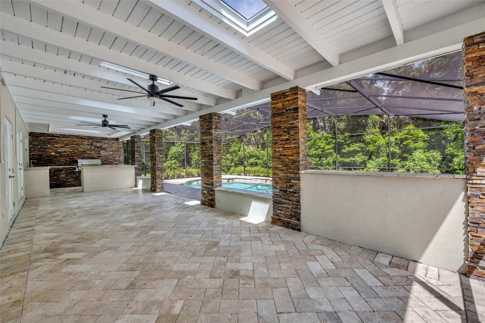 Image 50 of 67 For 301 Sweetwater Club Boulevard