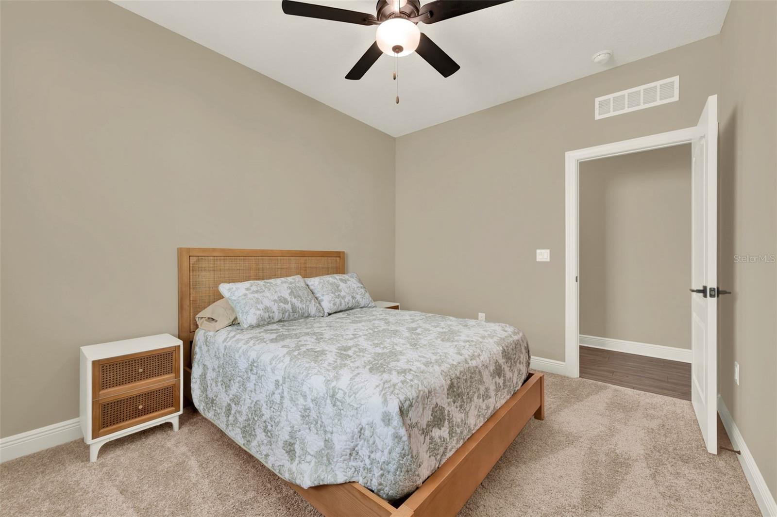 Image 22 of 70 For 7800 Somersworth Drive