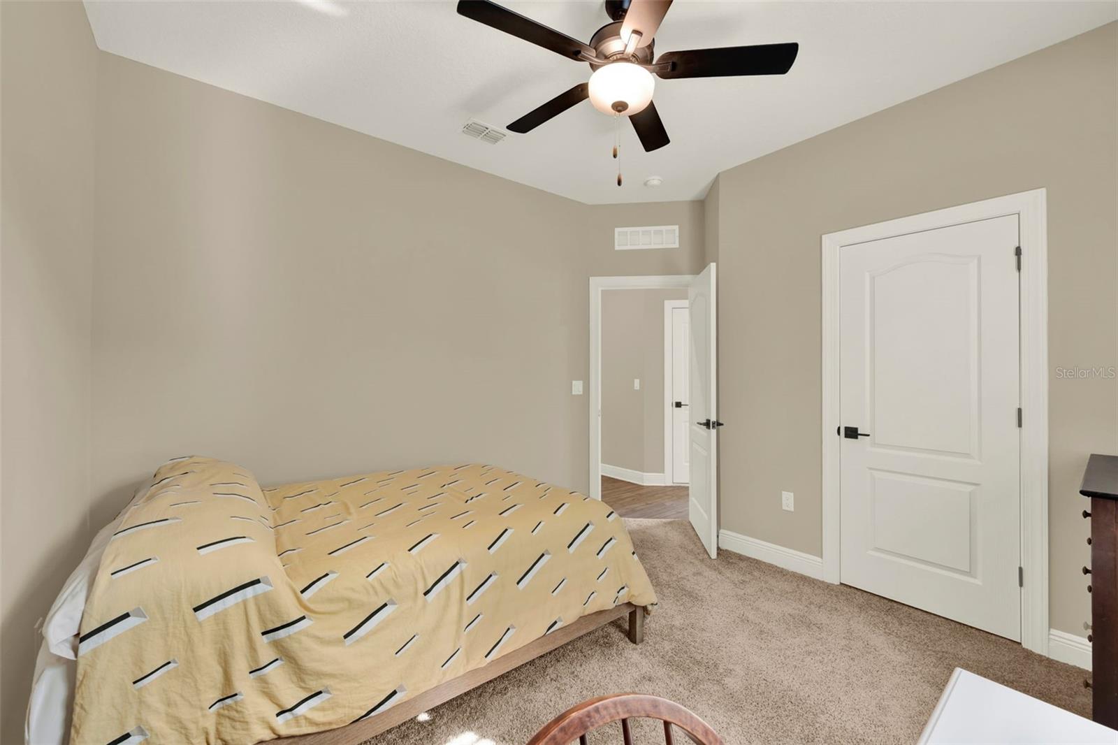 Image 27 of 70 For 7800 Somersworth Drive