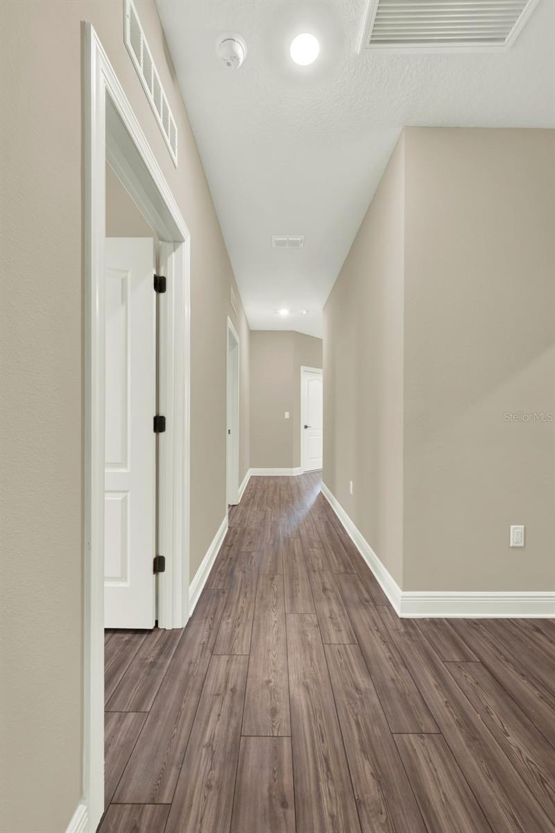 Image 5 of 70 For 7800 Somersworth Drive