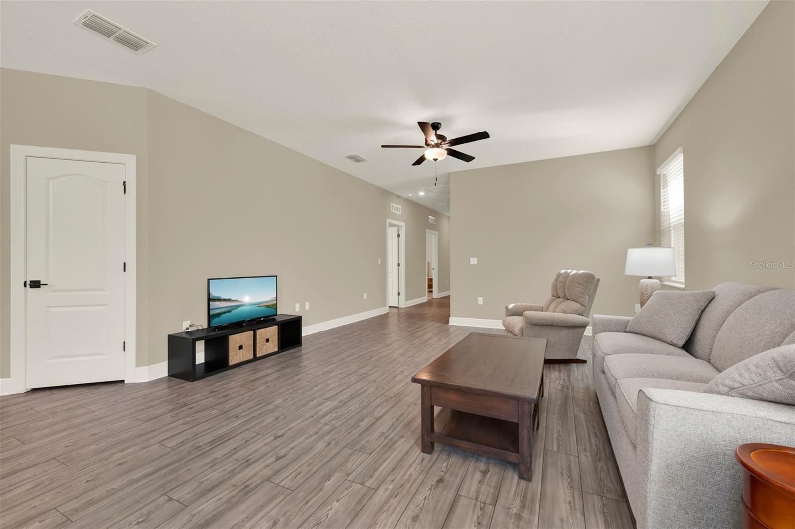 Image 8 of 70 For 7800 Somersworth Drive