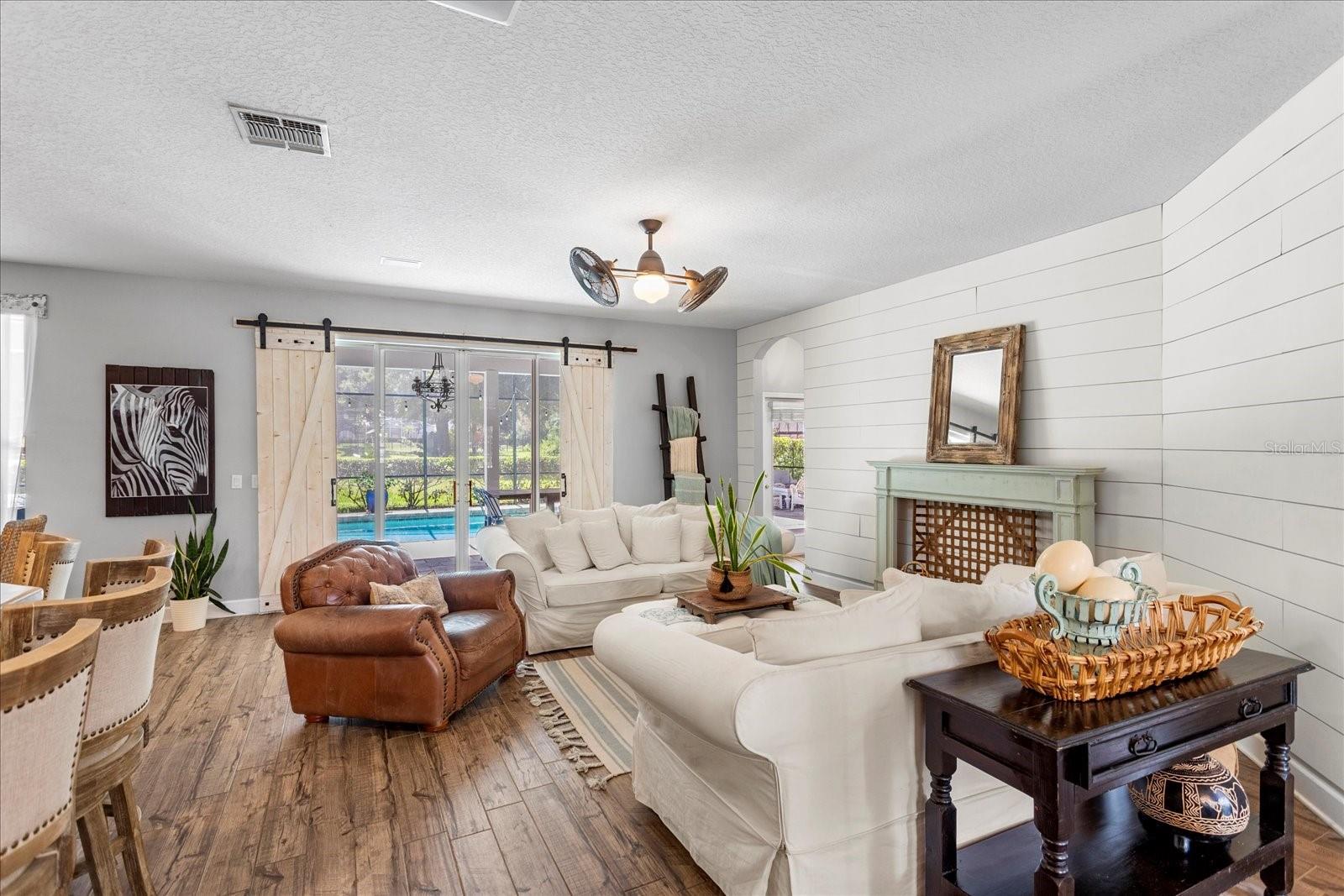 Image 11 of 54 For 4255 Sea Rock Court