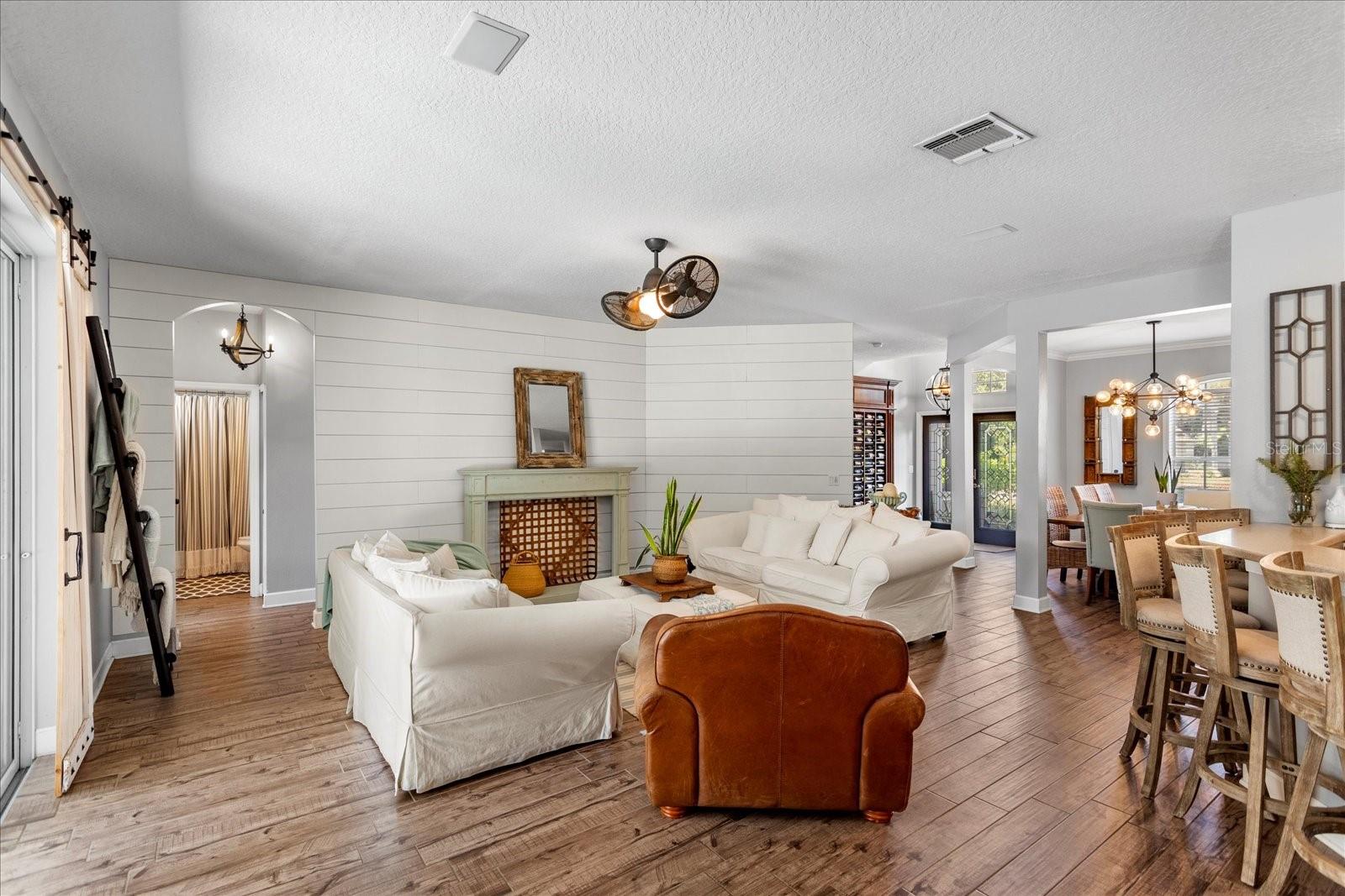 Image 13 of 54 For 4255 Sea Rock Court
