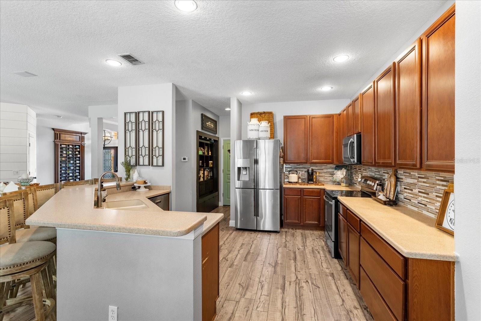 Image 16 of 54 For 4255 Sea Rock Court