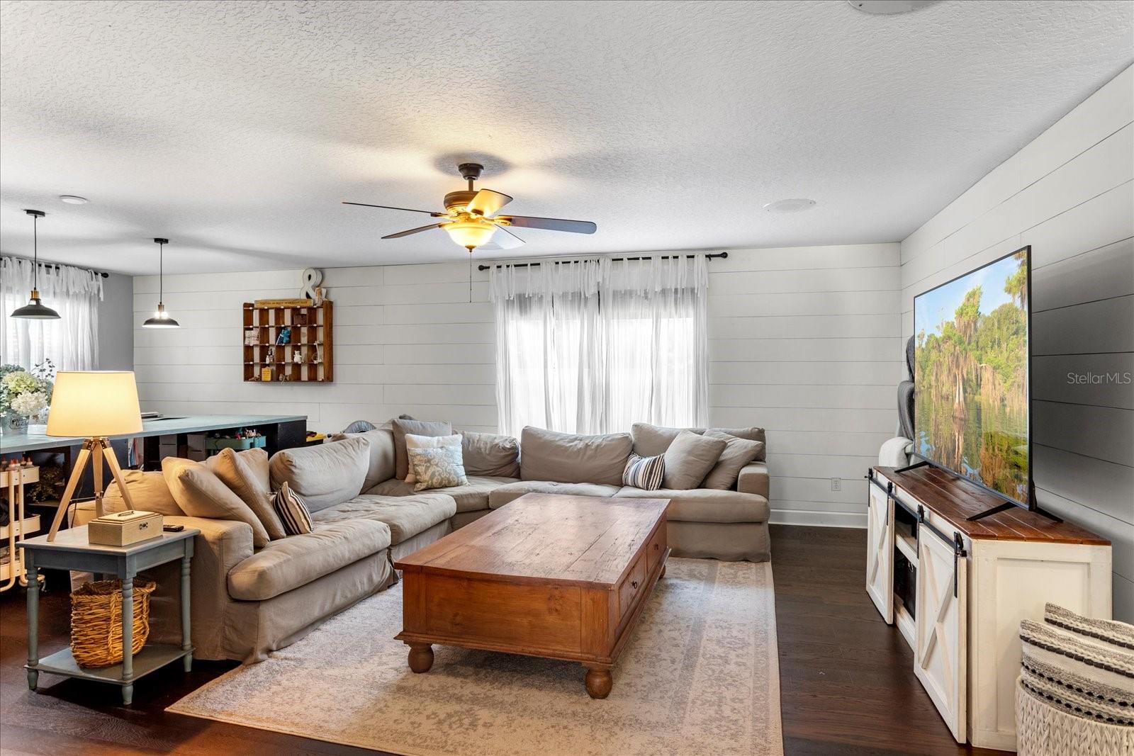 Image 29 of 54 For 4255 Sea Rock Court