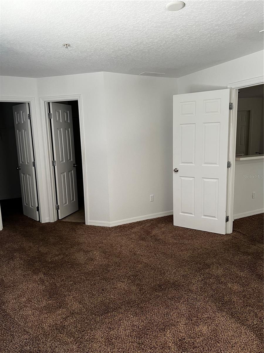 Image 17 of 19 For 970 Spring Garden Avenue 323