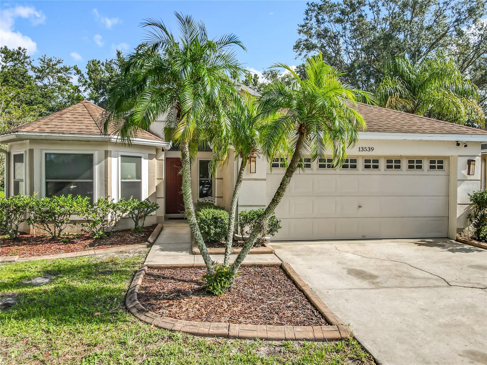 Image 3 of 48 For 13539 Emeraldview Drive