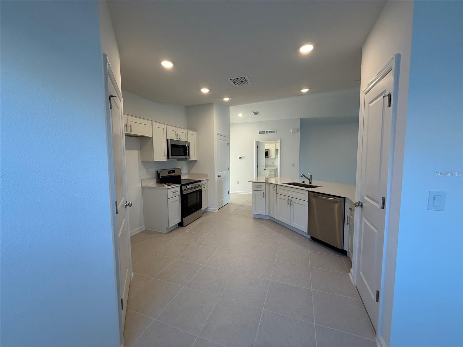 Image 9 of 68 For 5786 Gingham Drive